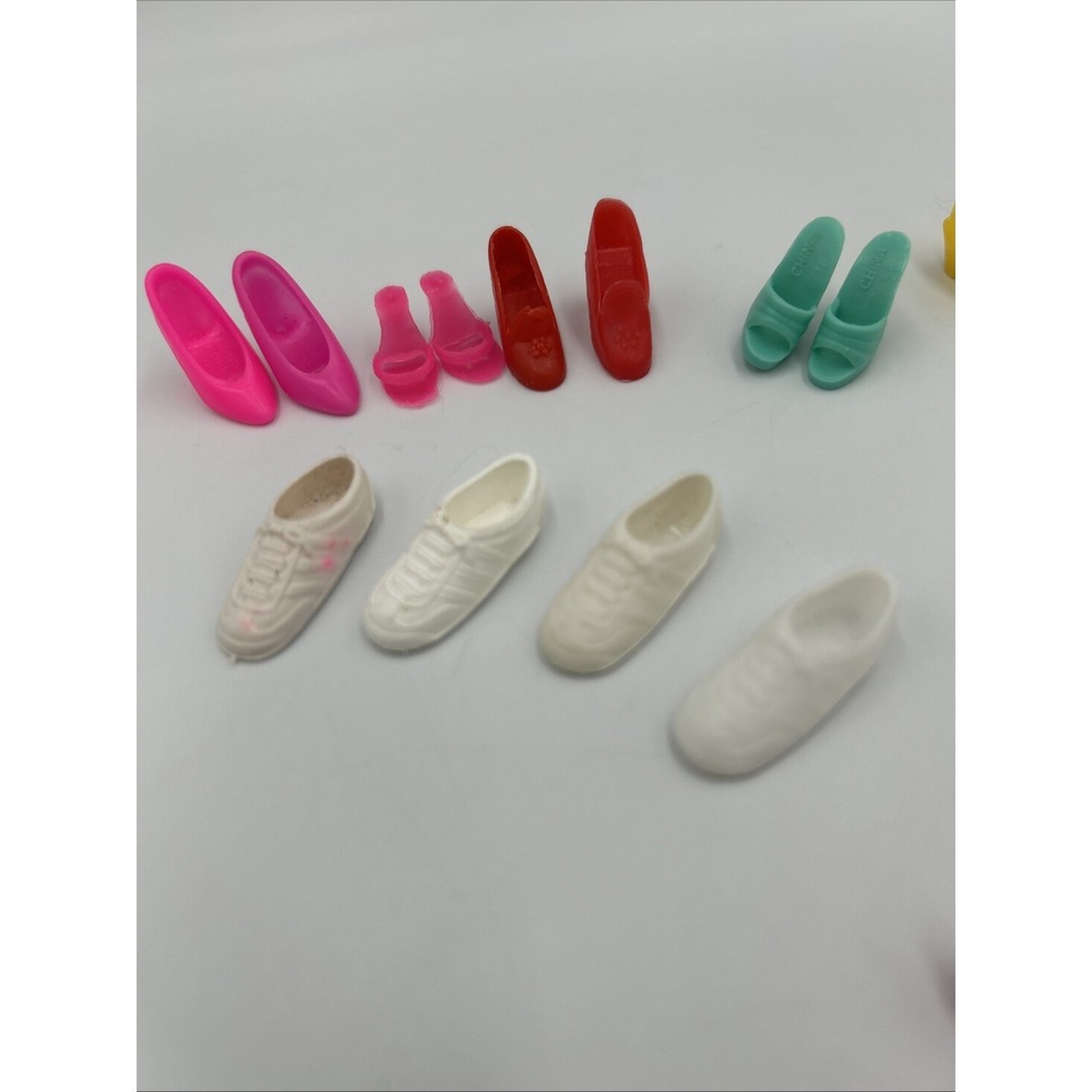 Modern‎ And Vintage Clone Barbie Shoe Singles Lot Mismatched Shoes Some Barbie - Picture 5 of 6